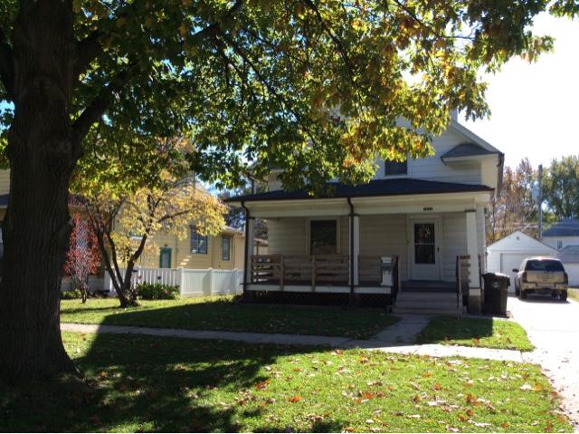 Photo - 1237 Peach St