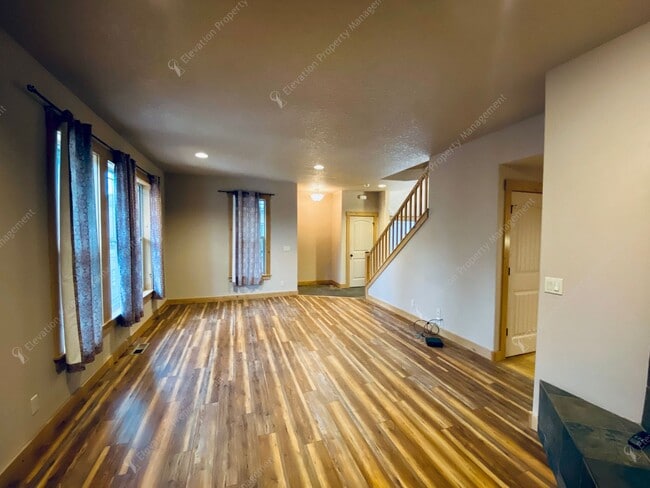 Photo - Dual-Level 3 BR - 2.5 BA Haven in Central Bend