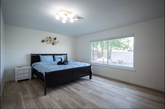 Photo - 6160 W Katella Ave