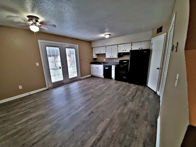 2Br, 1.5Ba - Avalon Cove