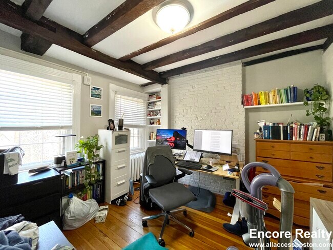 Photo - 7 Champney Pl Unit 3