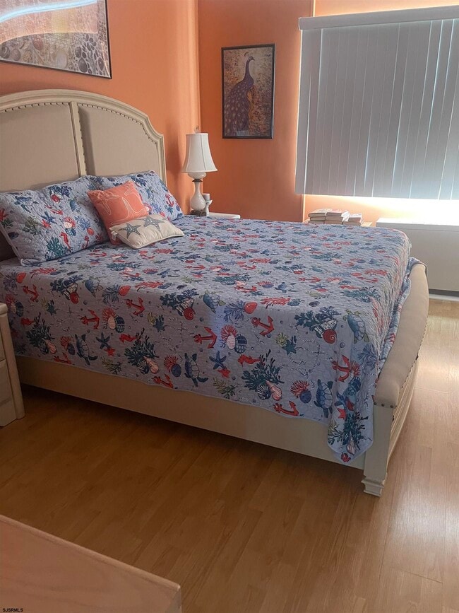 Photo - 6100 Boardwalk Unidad 208