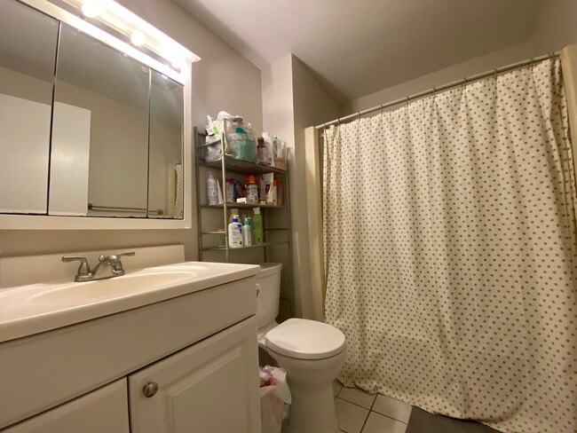 Photo - 42 Fenway Unidad 12F