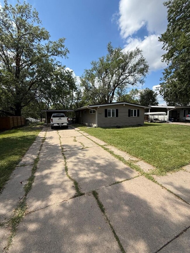 Building Photo - 647 Northborough Ln Rental