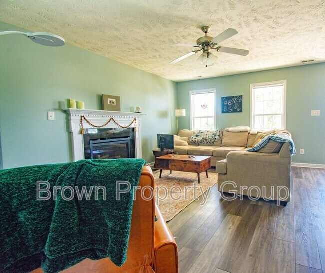 Photo - 4918 Yorkchester Dr