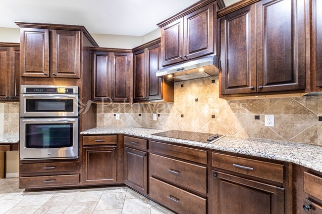 Photo - 119 Highwood Ave