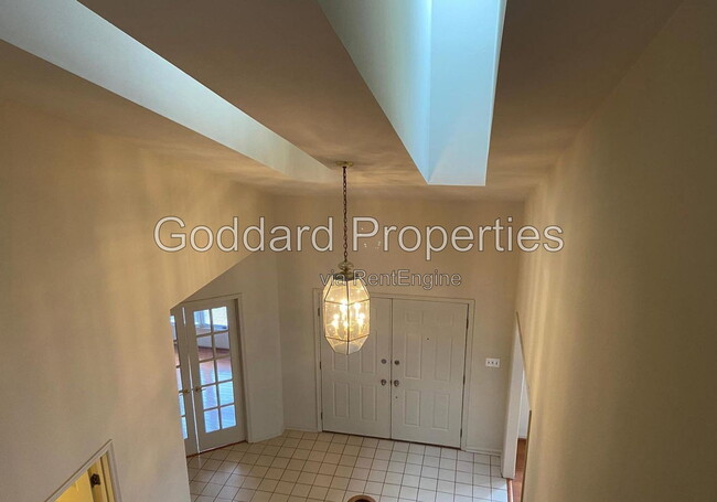10225 Club House Court
