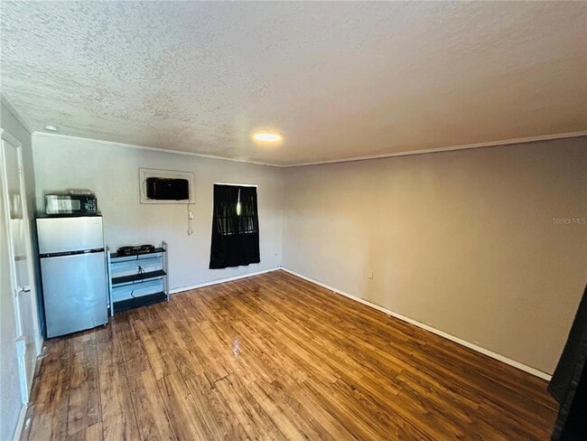 Photo - 553597 U.S. Rte 1 Unidad 2