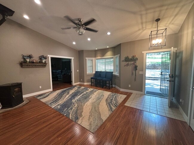 Photo - 5430 Whitney Ct