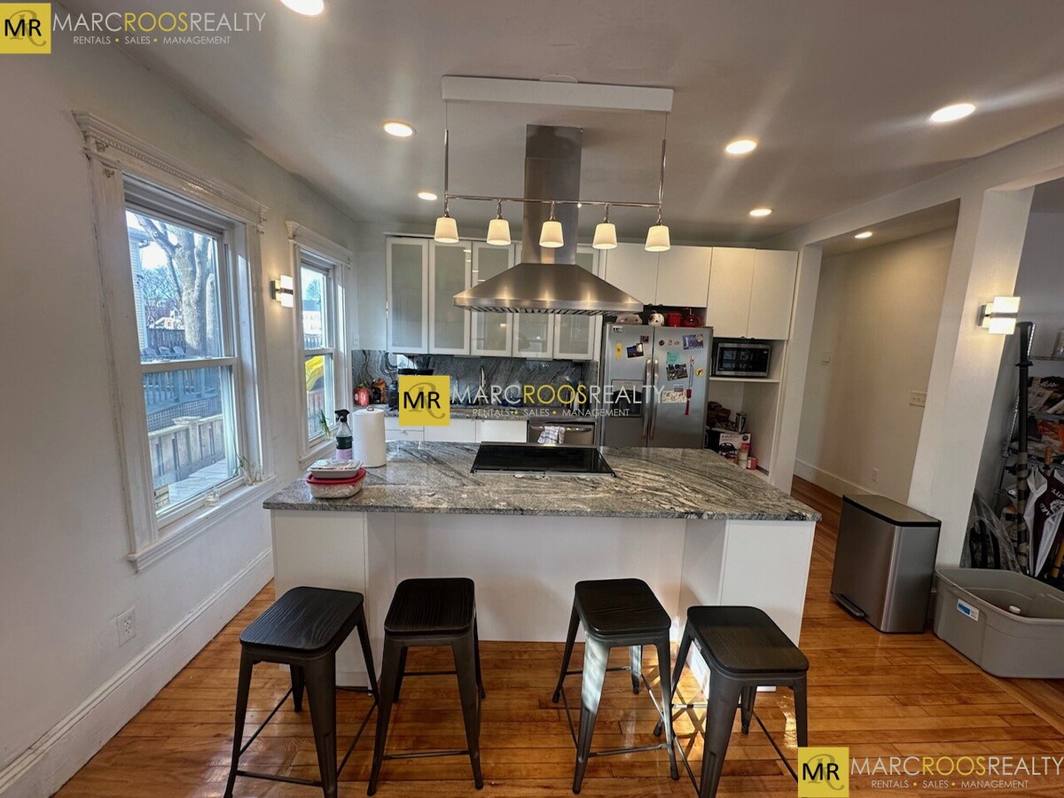 Photo - 231 Harvard St Condo Unit 1
