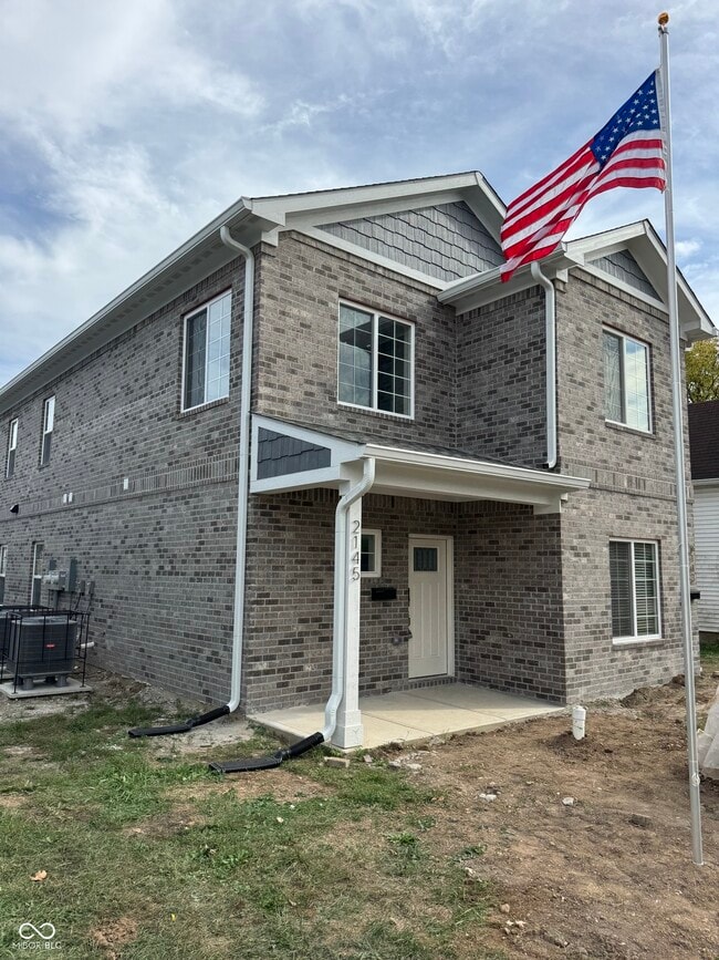 Building Photo - 2143 Columbia Ave