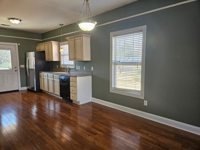 Photo - Charming Bungalow at Historic Seminary Ridge