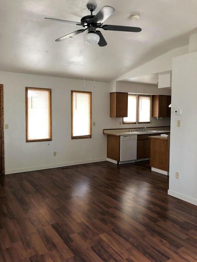 Photo - 3005 W Malad St