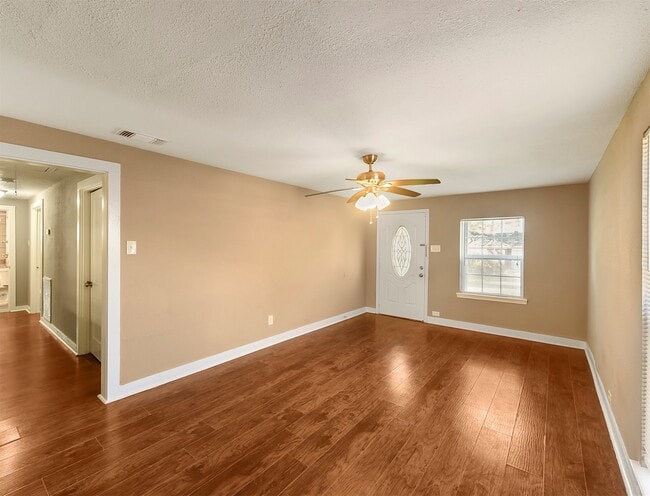 Photo - 1029 Sycamore St