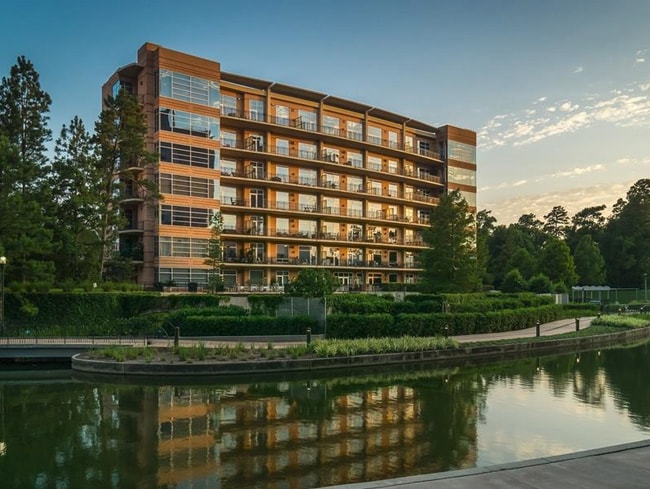 Photo - 3 Waterway Square Pl Unit 660.15