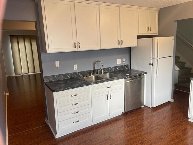 Photo - 2363 Dorland Ln