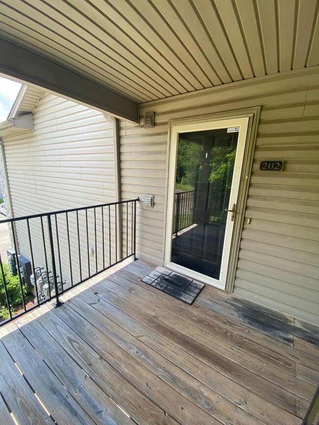 Photo - 2 bedroom/ 2 bath Woods of St Andrews condo available for rent in 40214 - $1,200/month