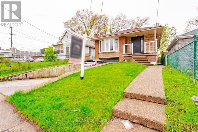 Photo - 574 Upper Sherman Ave