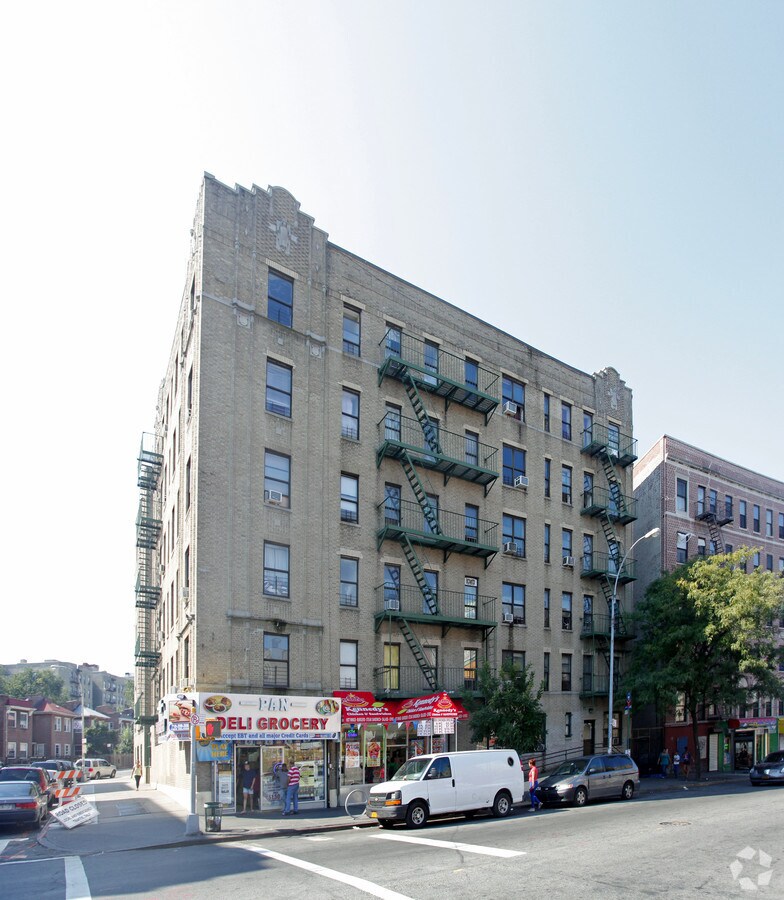 Photo - 1893-1895 Andrews Ave Apartments