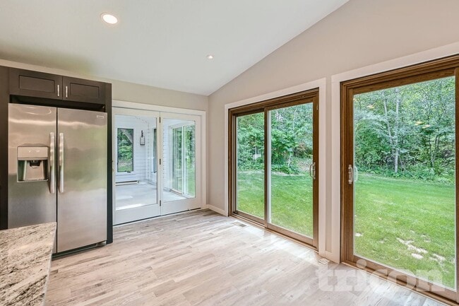 Photo - 14150 Rolling Oaks Cir NE