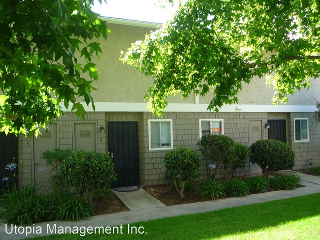 1 br, 1.5 bath House - 2112 E. Vista Way #6 - 1 br, 1.5 bath House - 2112 E. Vista Way #6