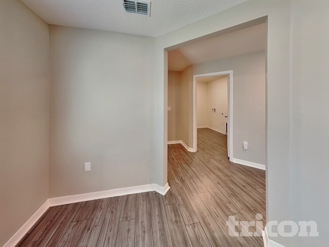 Photo - 449 Kensington View Dr
