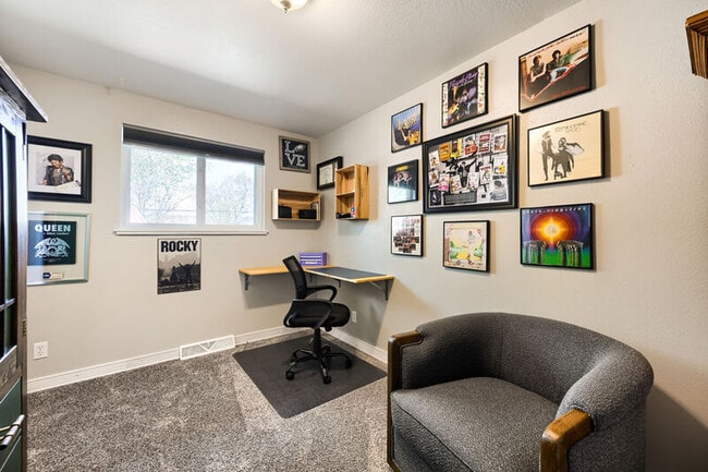 Photo - 2118 Monteagle St