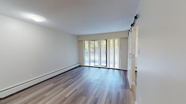 Photo - 1373 West 73rd