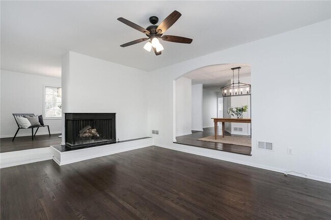 Photo - 5090 Heather Rd SE