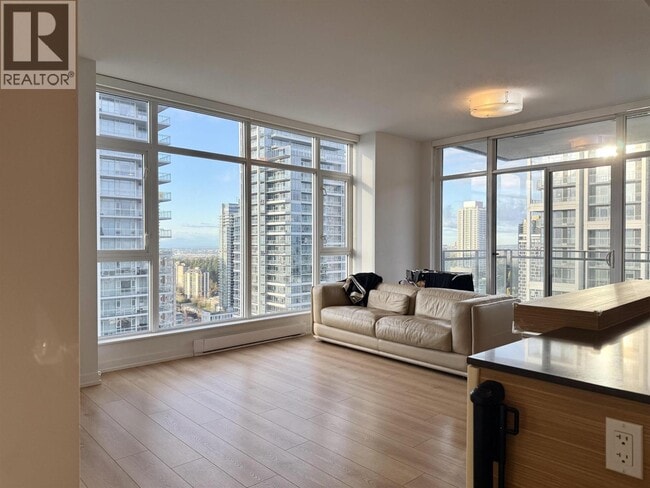 Photo - 4688 Kingsway Unité 3501