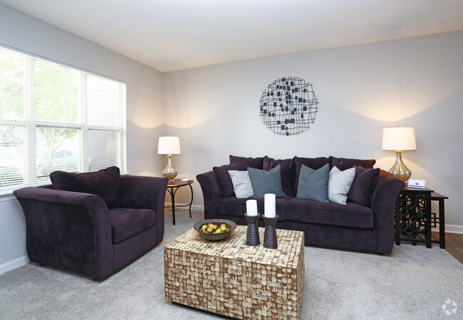 Interior Photo - Laurens Way Rental