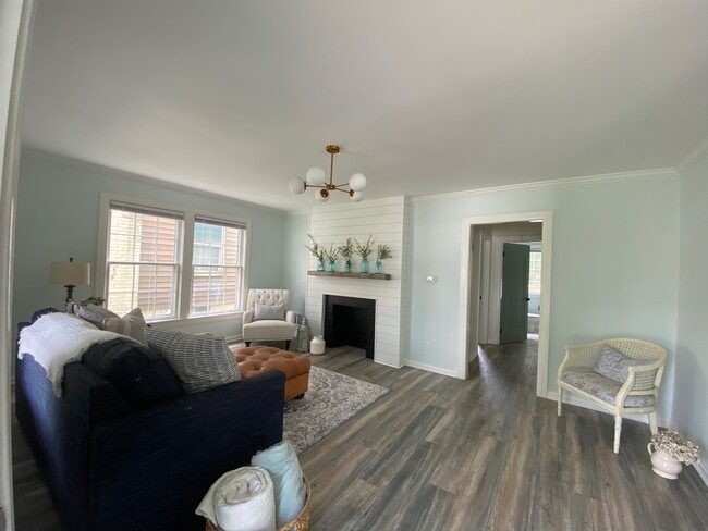 Photo - 227 Green Oak Dr