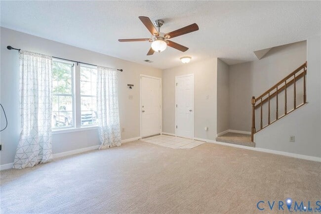 Photo - 1814 Timberly Waye