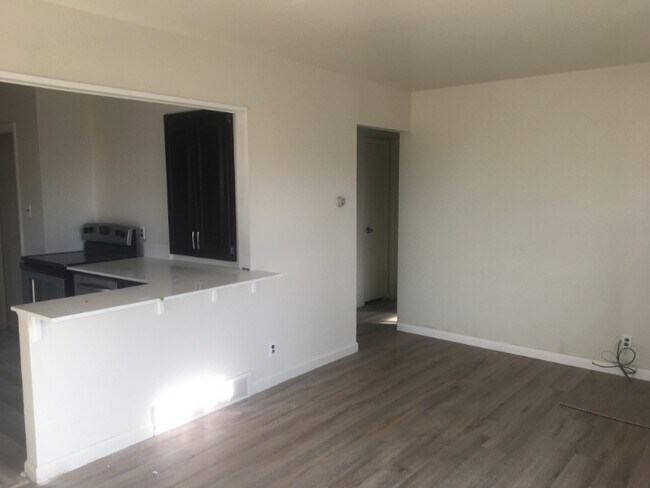 Photo - 481 W 70th Pl