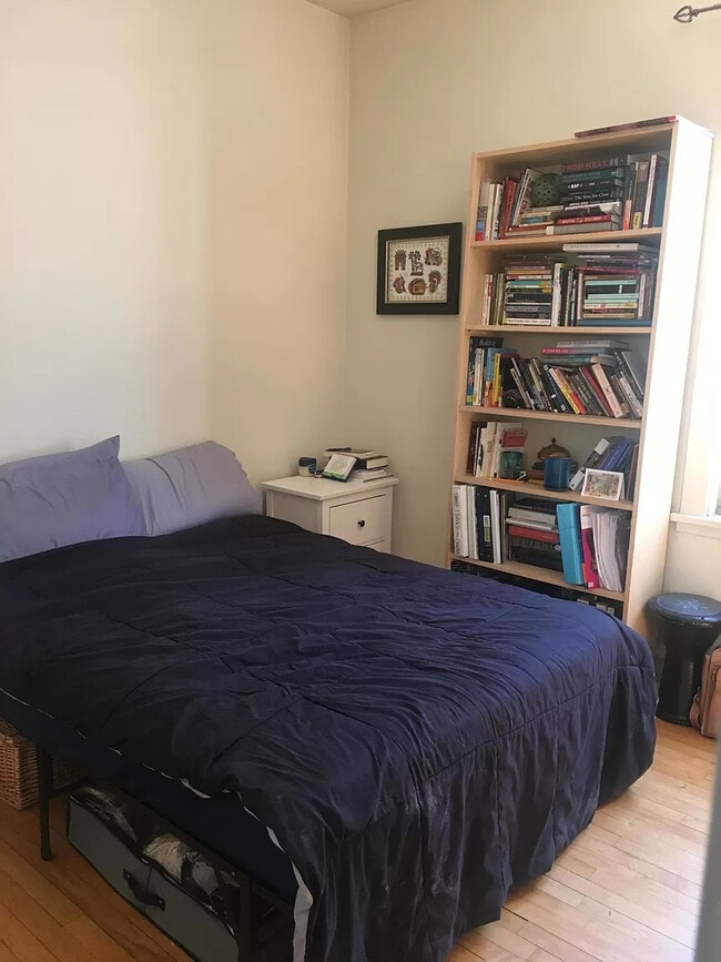 Photo - 2319 W School St Unit #1