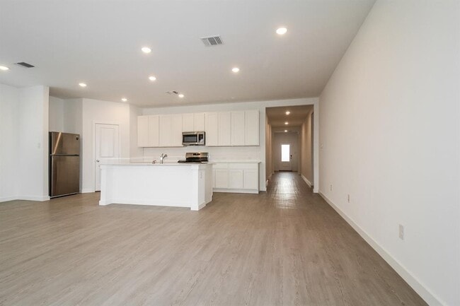 Photo - 1912 Ponderosa Pne Ln