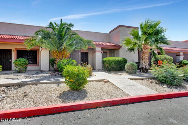 Photo - 1440 N Idaho Rd Unit 1035