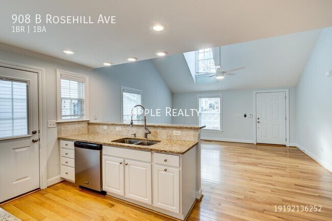 Photo - 908 Rosehill Ave