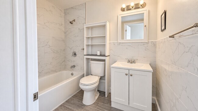 BATHROOM #1
