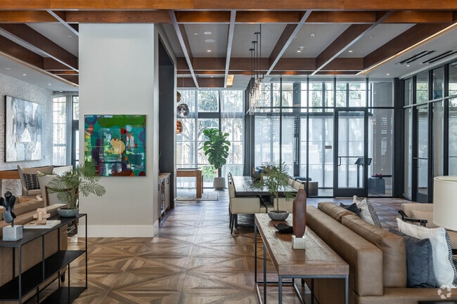 West Amenity Lounge