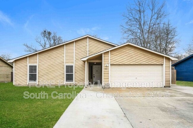 Photo - 102 Baldwin Ln