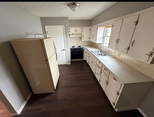 Photo - 2 bedroom 1 bath Carport