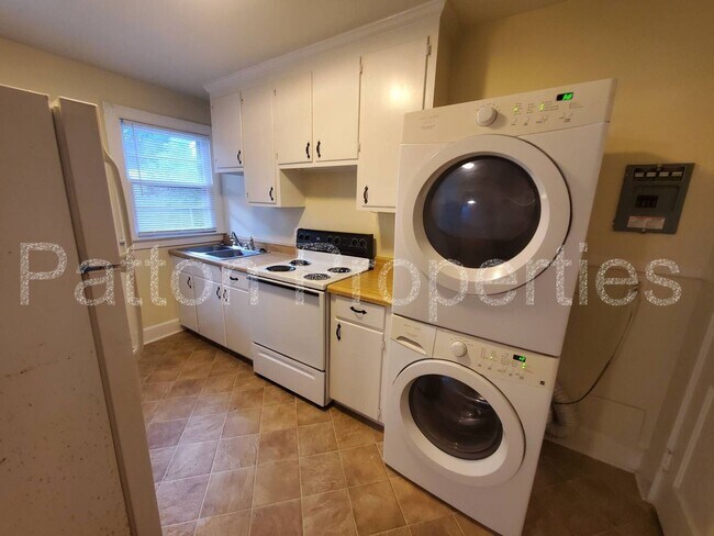 Photo - 700-702 S. Edisto Ave. - Inside CoC - R112... Unit 700