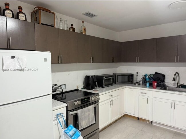 Photo - 12430 SW 184th St