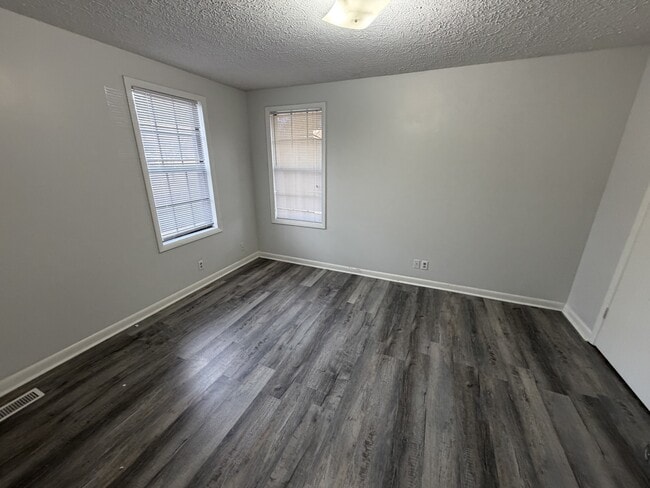 Photo - 2341 Kimberly Dr