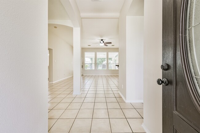 Photo - 2401 Woody Rd