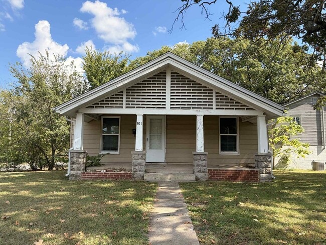 JOPLIN RENTAL: 2 BEDROOM/ 1 BATHROOM HOUSE... - JOPLIN RENTAL: 2 BEDROOM/ 1 BATHROOM HOUSE...