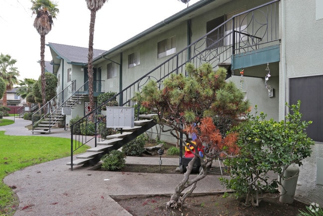 Outrigger - Outrigger