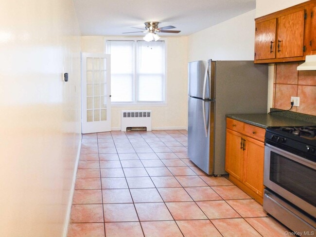 Photo - 253-37-253-85 85th Rd Unit 2