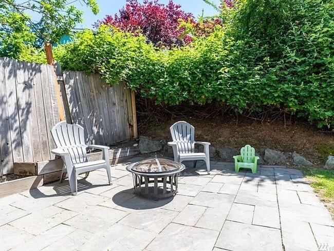 Photo - 1119 N Waugh Rd